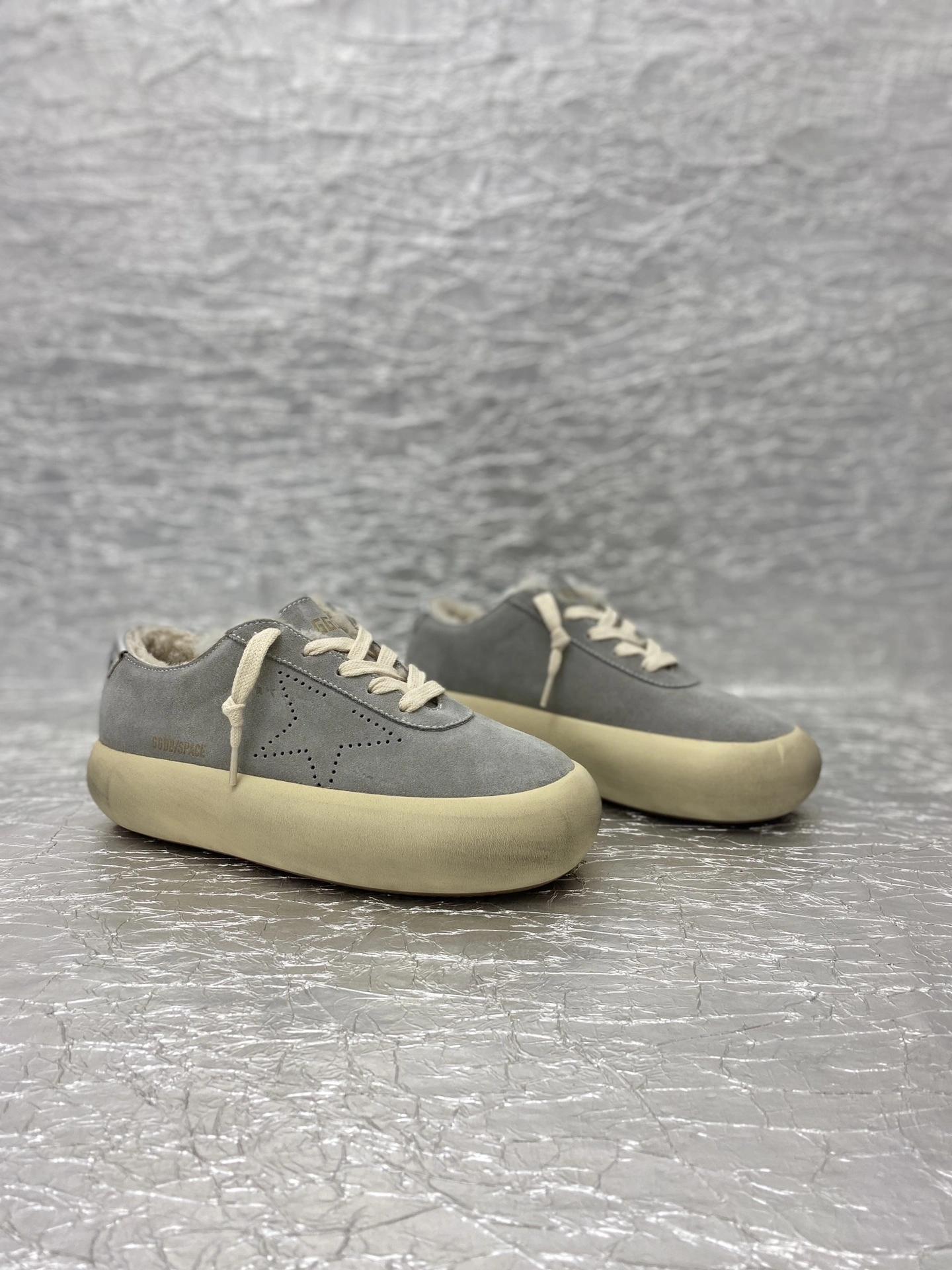 OOBB-- 6642 GMF00376.F005253.70100 GWF00376.F005253.70100 Space cowhide item:E-X362J2910T
